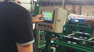 欧洲金属板制造商工程师测试架货架卷成型机