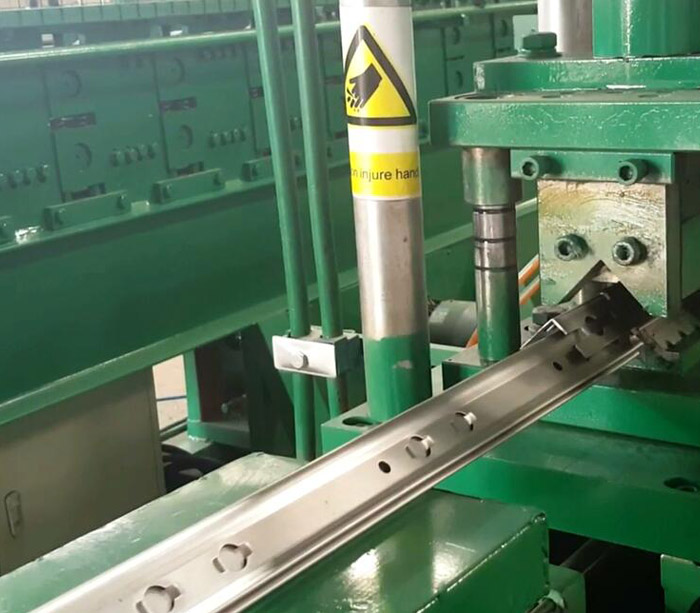 机架架辊成型机