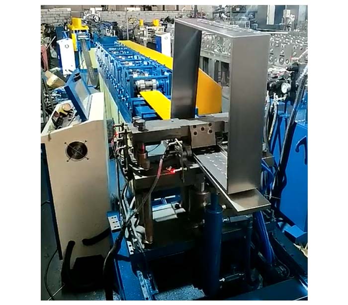 电动开关箱卷成型机